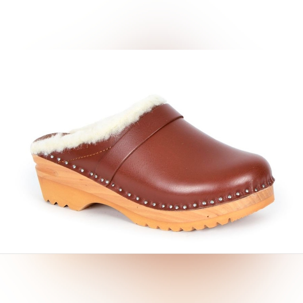 Troentorp Munch Shearling Clogs